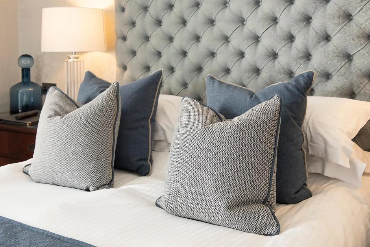 Roundthorn & Luxury فندق