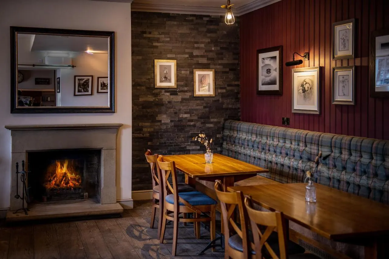 The Crown 4* Pooley Bridge