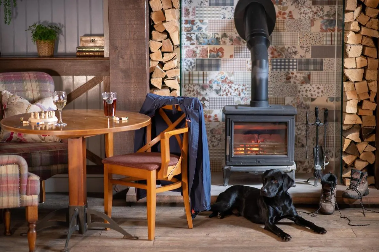 The Crown 4* Pooley Bridge