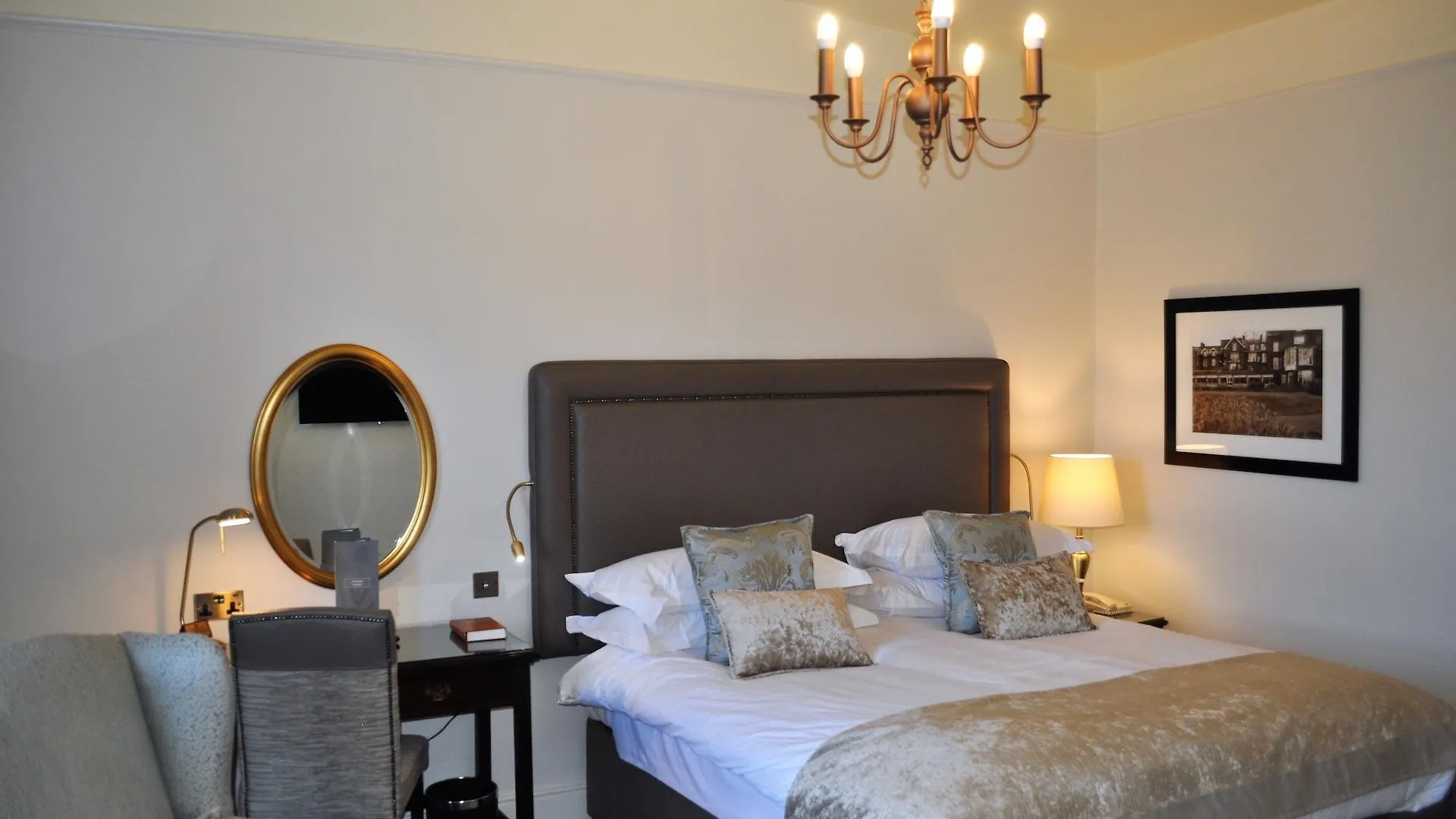 Hotel Macdonald Old England & Bowness-on-Windermere