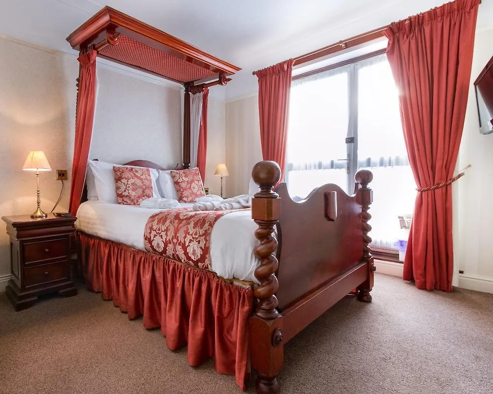 Hotel Cumbria Park 3*