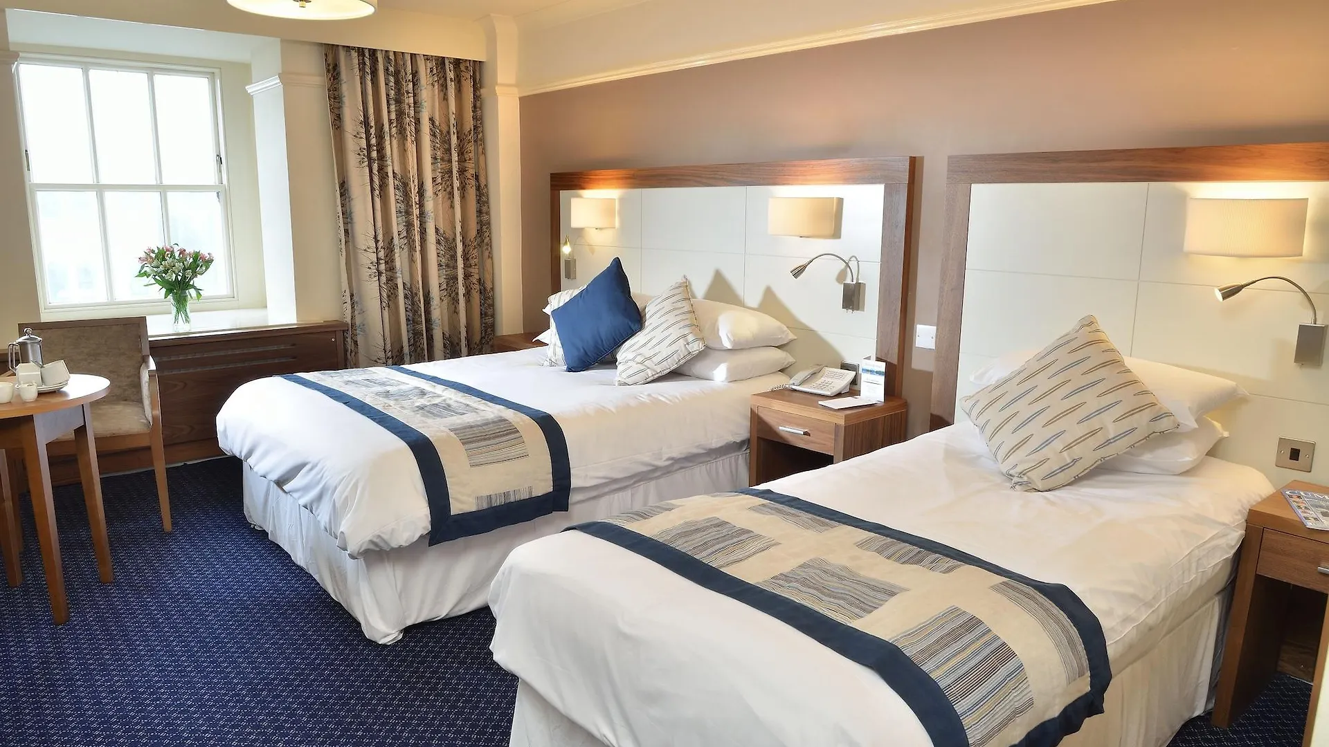 The Riverside Hotel 3*