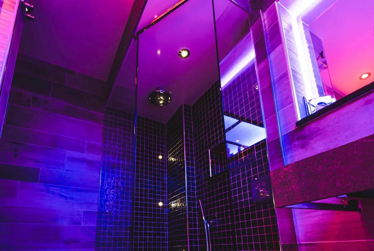 Hotel Church By The Cranleigh Boutique