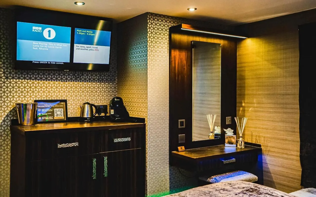 Hotel Church By The Cranleigh Boutique *