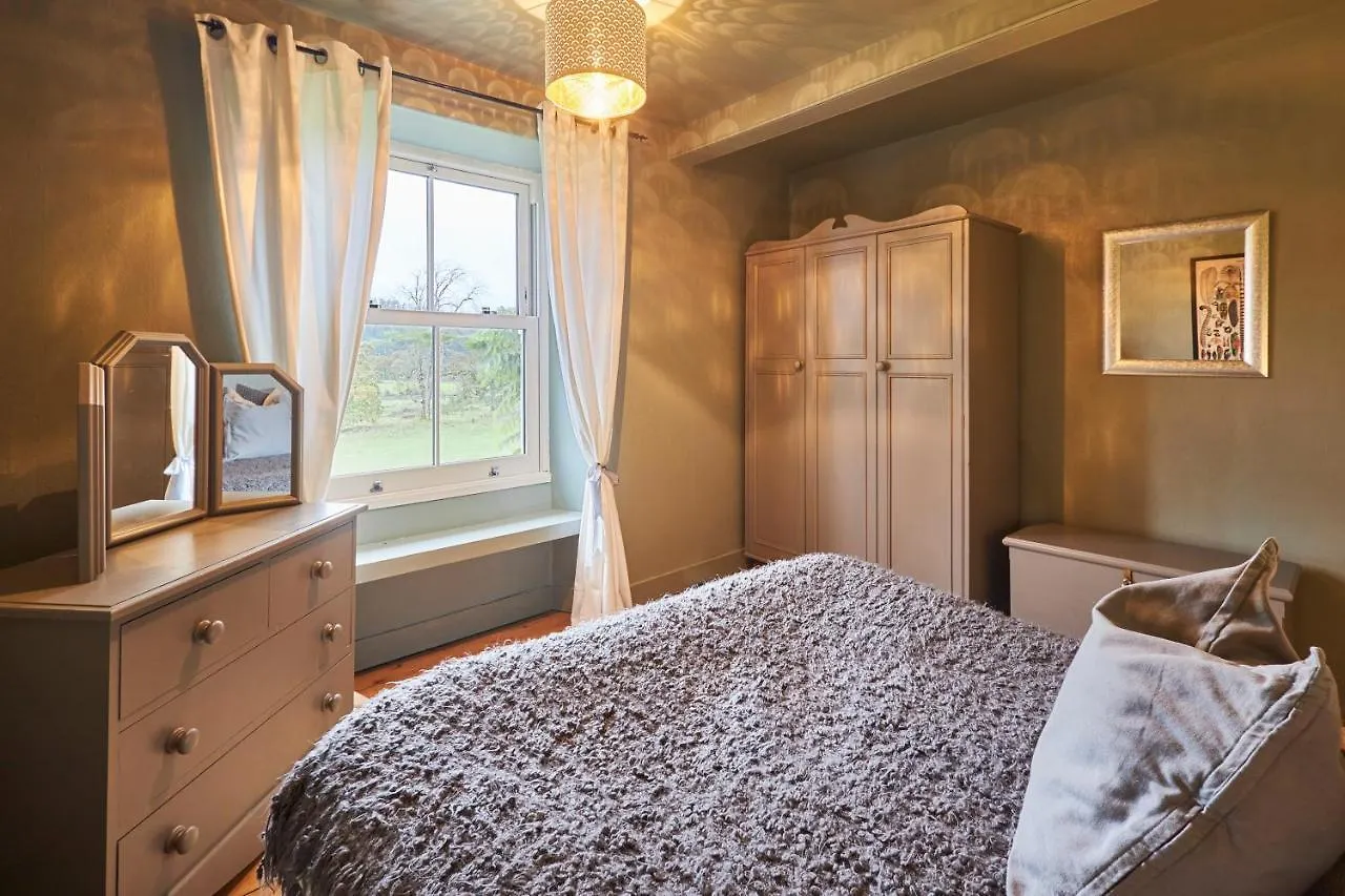 Host & - Prospect Newby Bridge