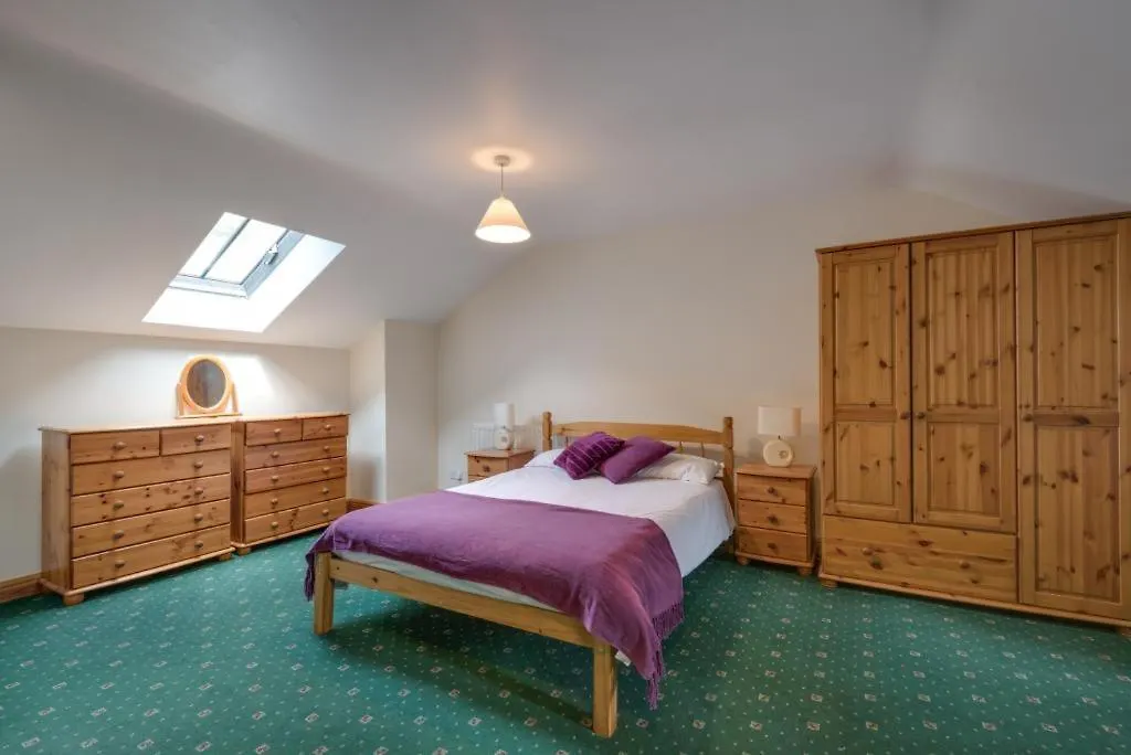 Holiday home 2 Bed In Sz134 *