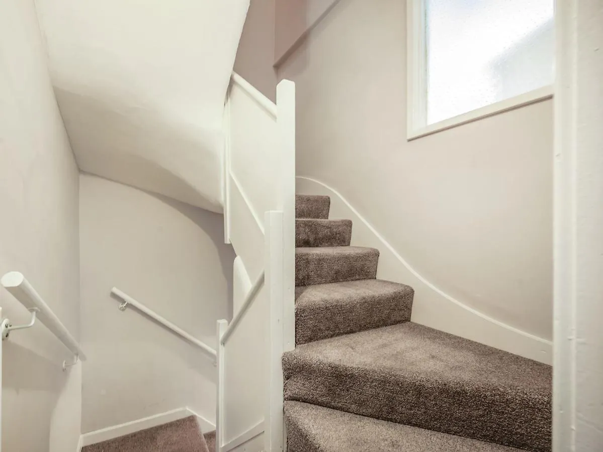 2 Bed In 87481