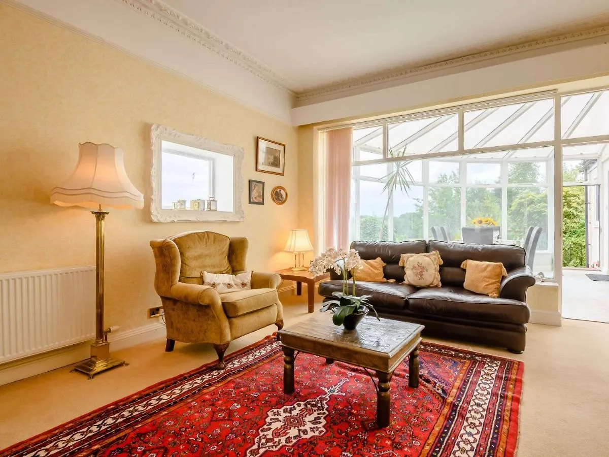 5 Bed In Carlisle 87447 Holiday home Scotby