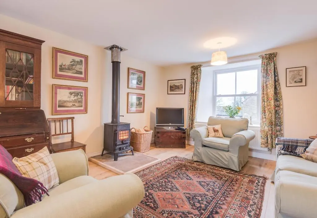 Holiday home 2 Bed In Boltongate Sz396