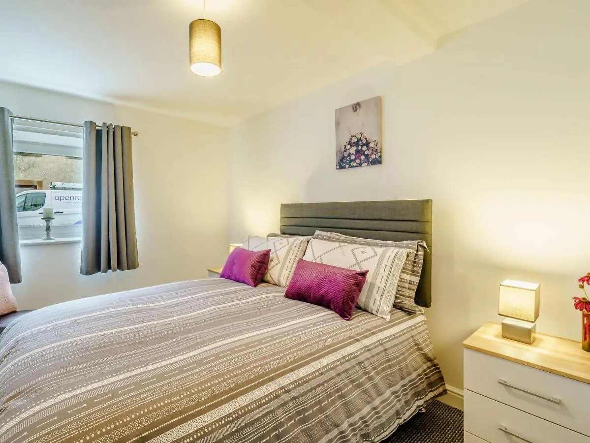 2 Bed In 85514 Cockermouth