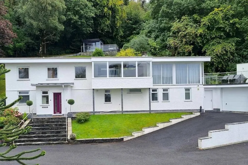 Brantlea Detached 4 Bed Home, Hot Tub, View, Parking, Pet Friendly *