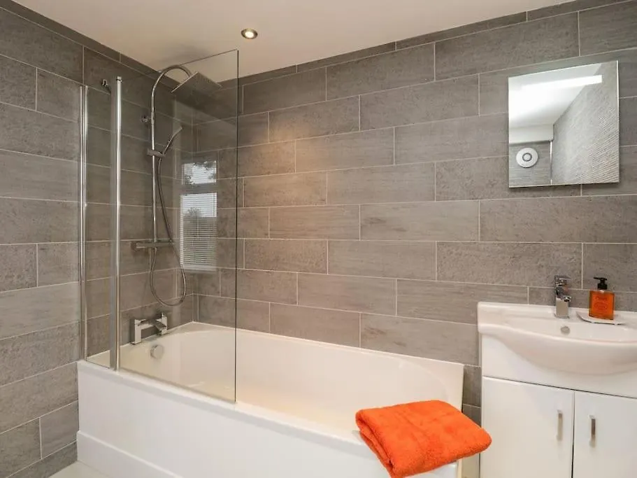펜션 Brantlea Detached 4 Bed Home, Hot Tub, View, Parking, Pet Friendly *