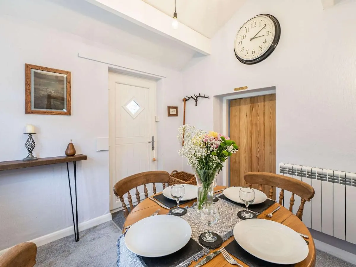 2 Bed In Lcc02 *
