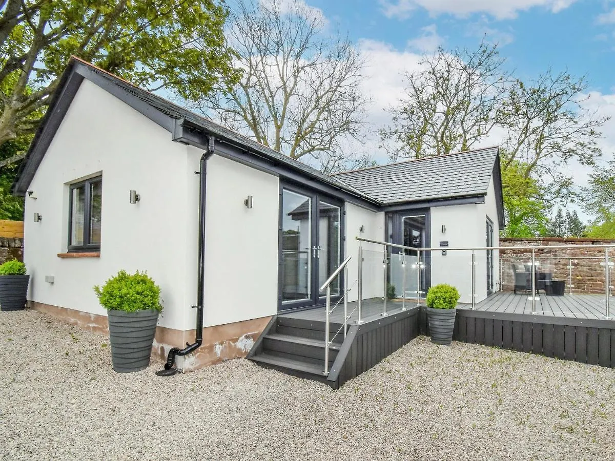 1 Bed In Sz604 * Edenhall