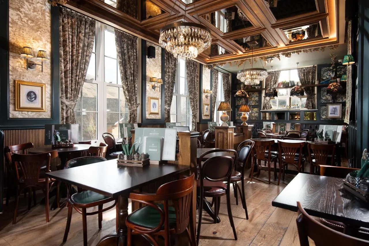 אורחן The Ullswater Inn- The Collection Group