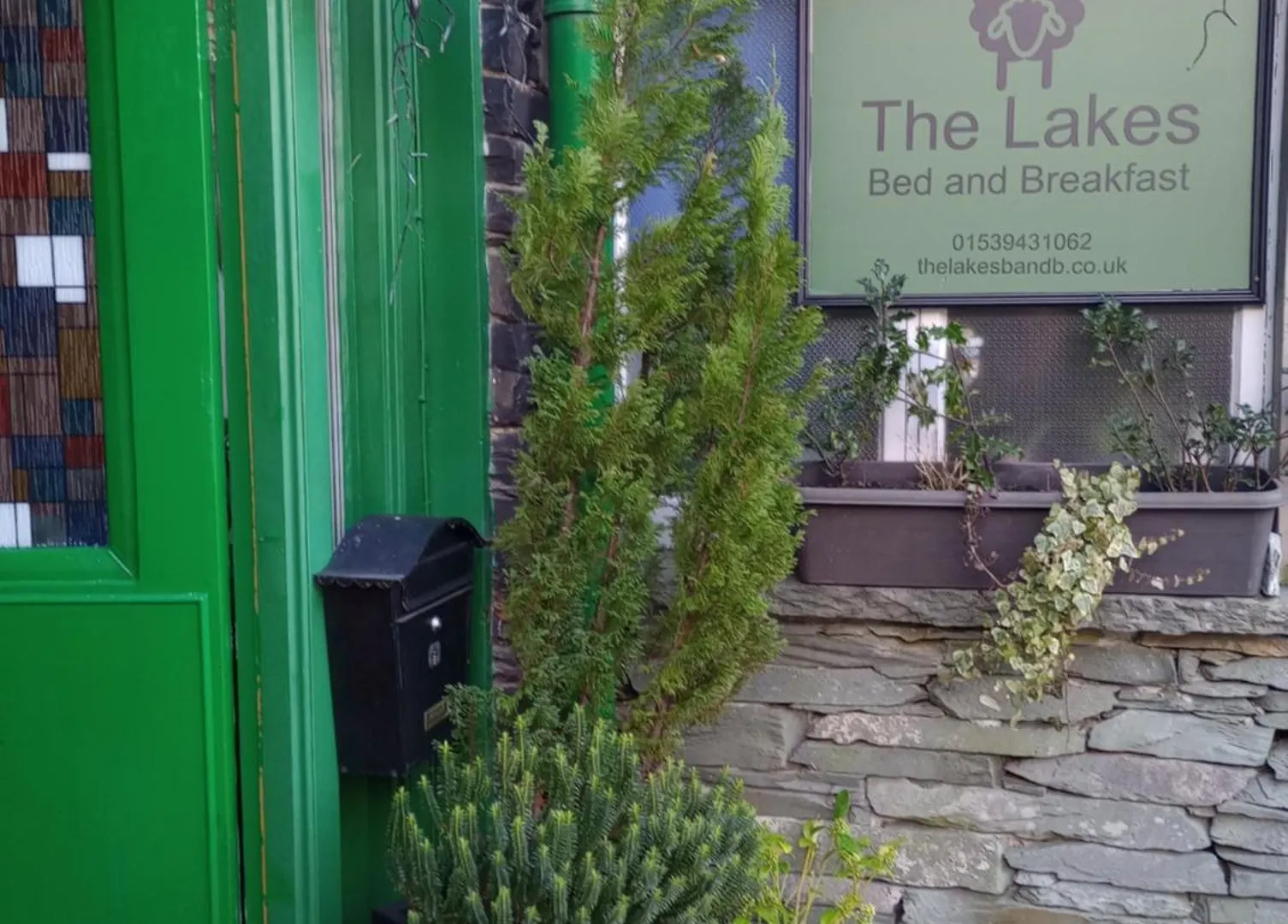 The Lakes Bed & Breakfast