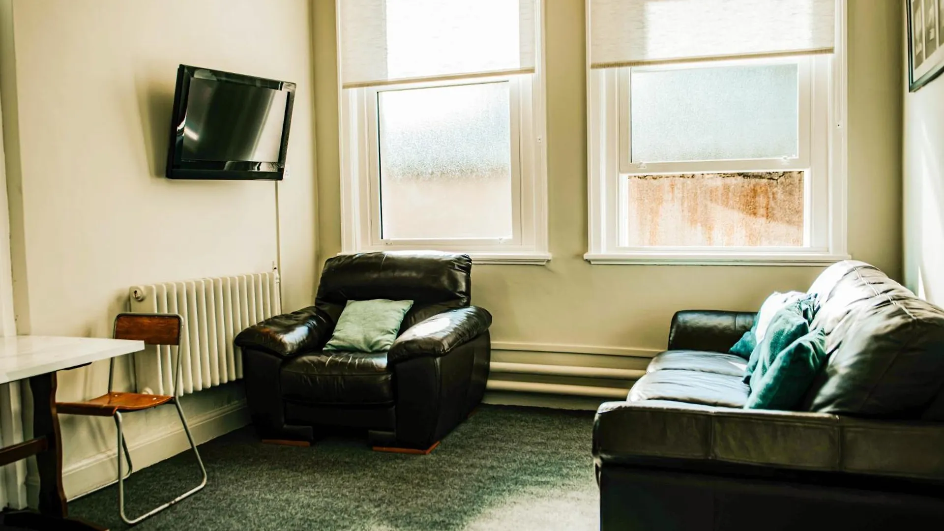 Hostel Denton House