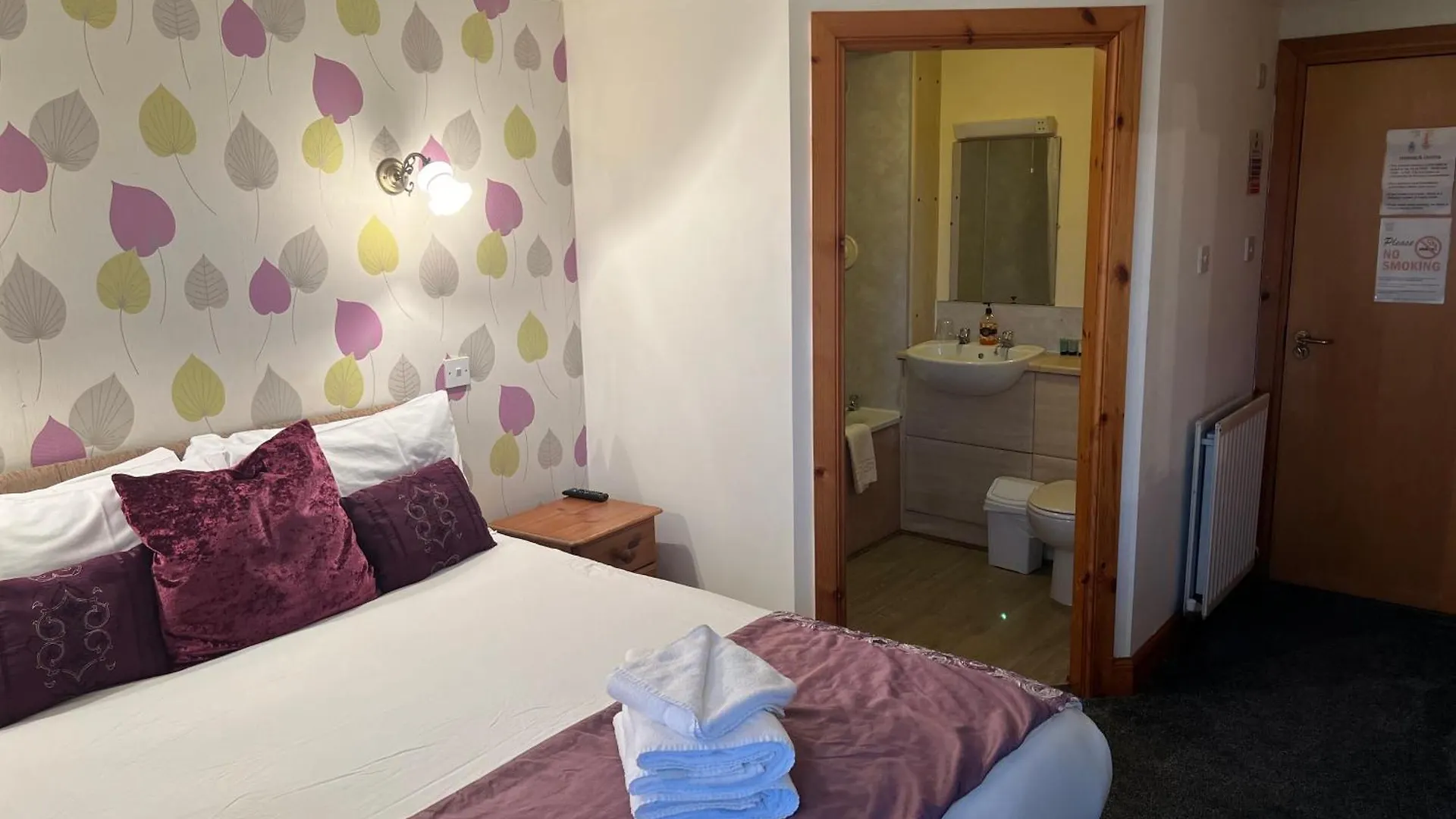Hotell Hazeldene 2*