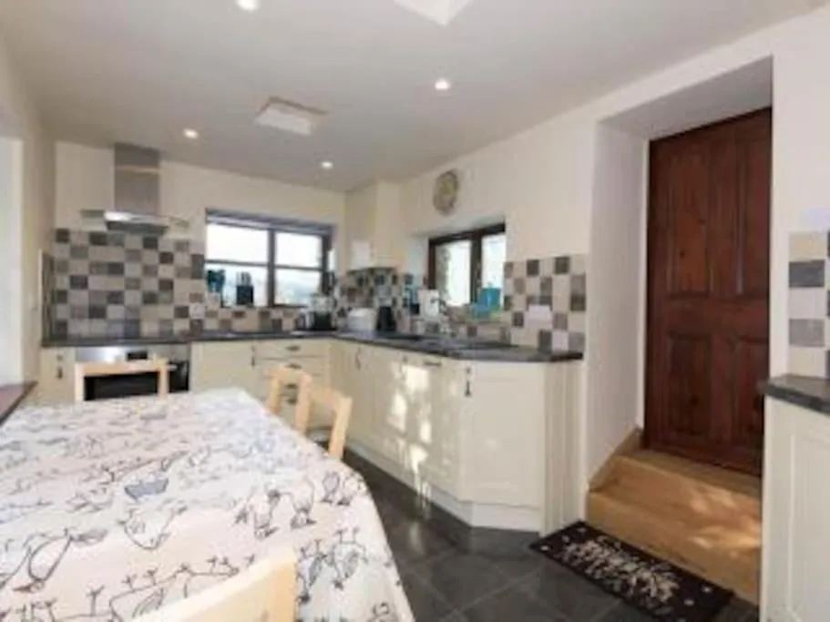 Winterfell Gorgeous Garden, Great Location * Bowness-on-Windermere