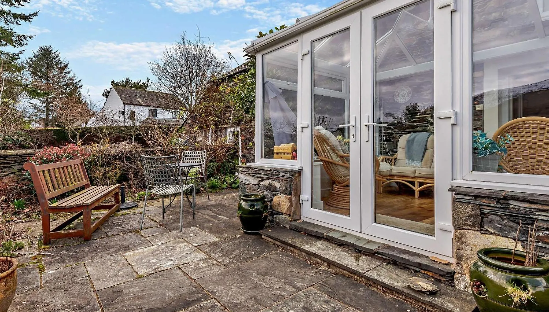 3 Bed In 94346