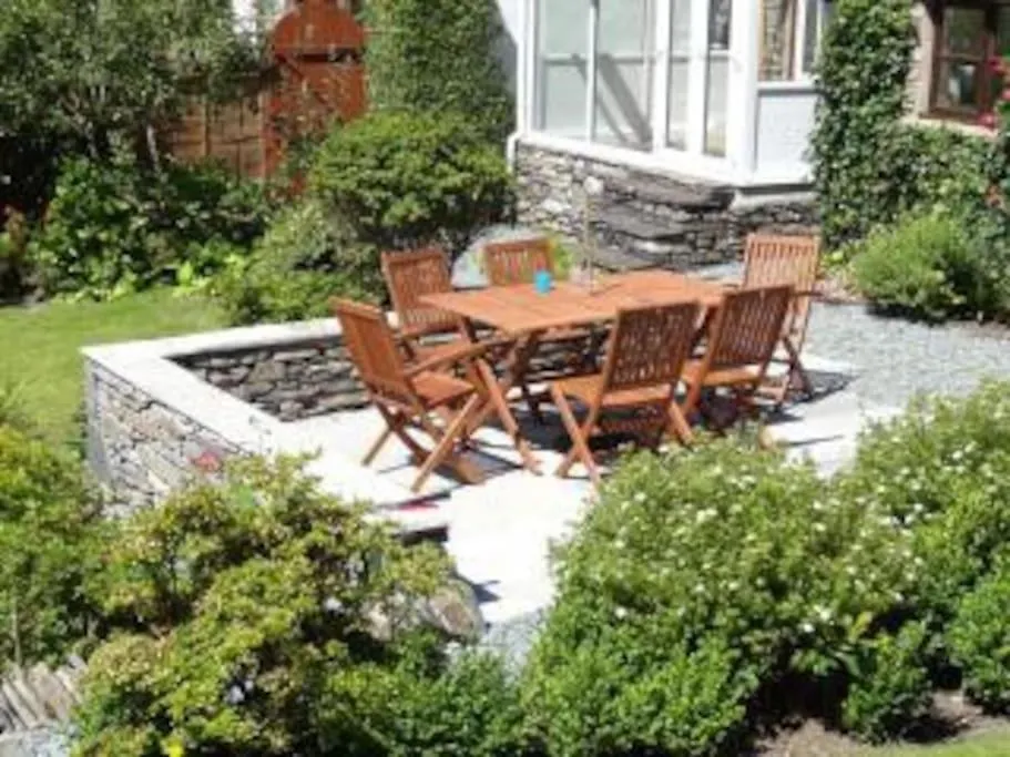 Winterfell Gorgeous Garden, Great Location Casa vacanze