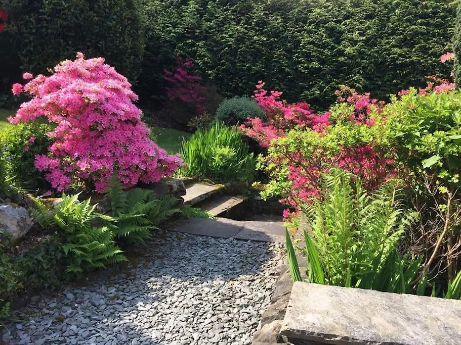 Winterfell Gorgeous Garden, Great Location * Bowness-on-Windermere