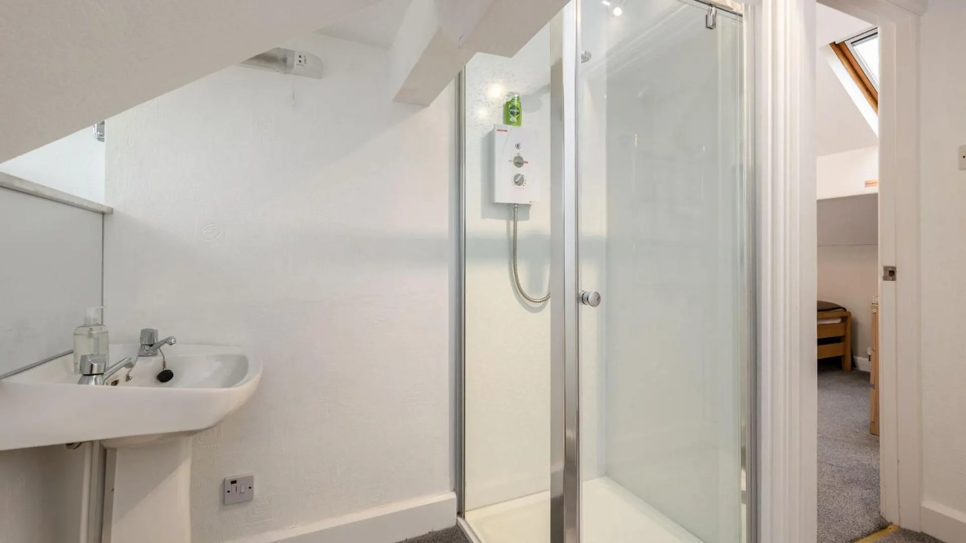 Thornbank House Offering Breakfast And With Free Off Site Health Club Guest house