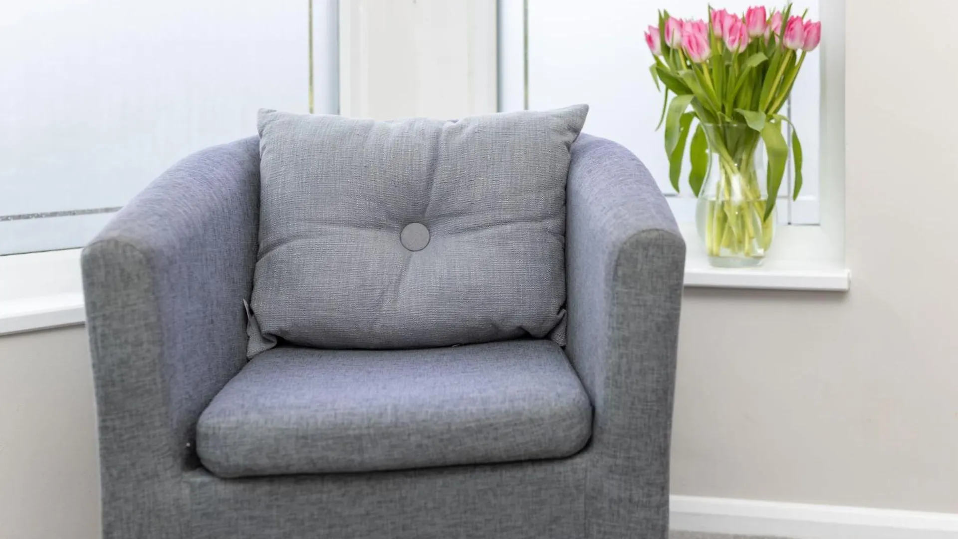 Thornbank House Offering Breakfast And With Free Off Site Health Club 4*