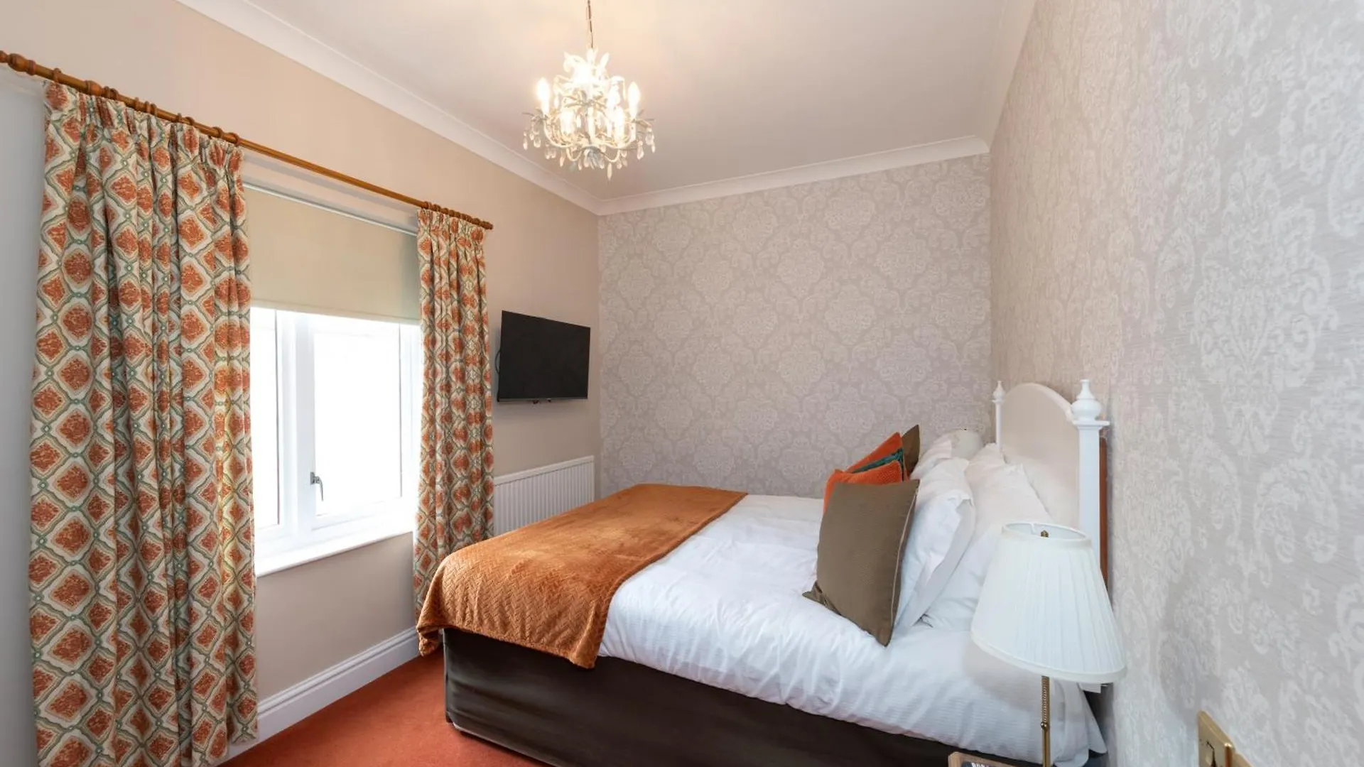 Manor & Garden Spa Otel 4*
