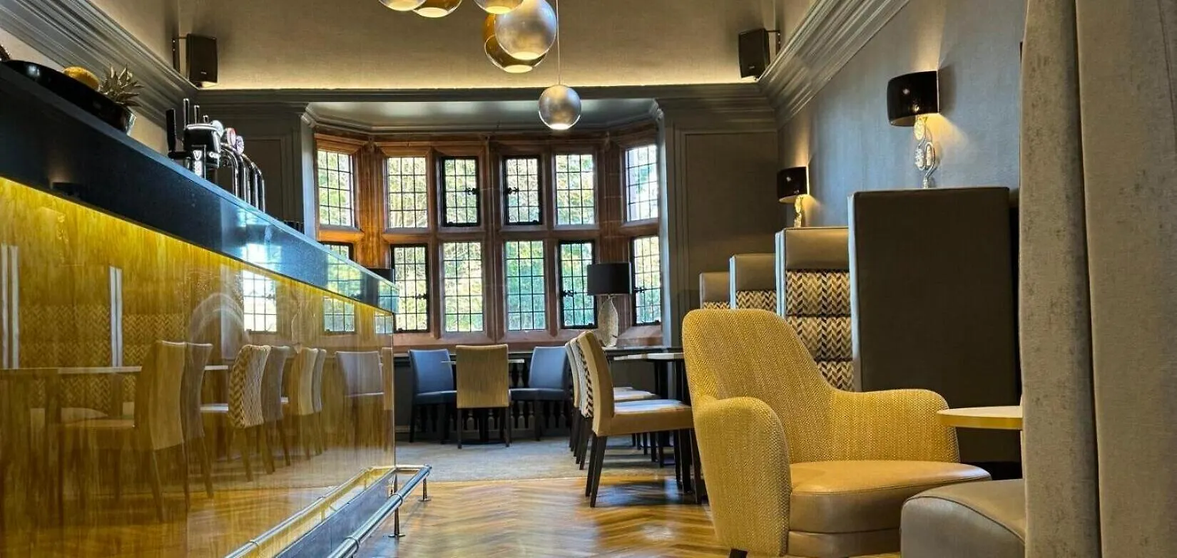 Abbey House 호텔