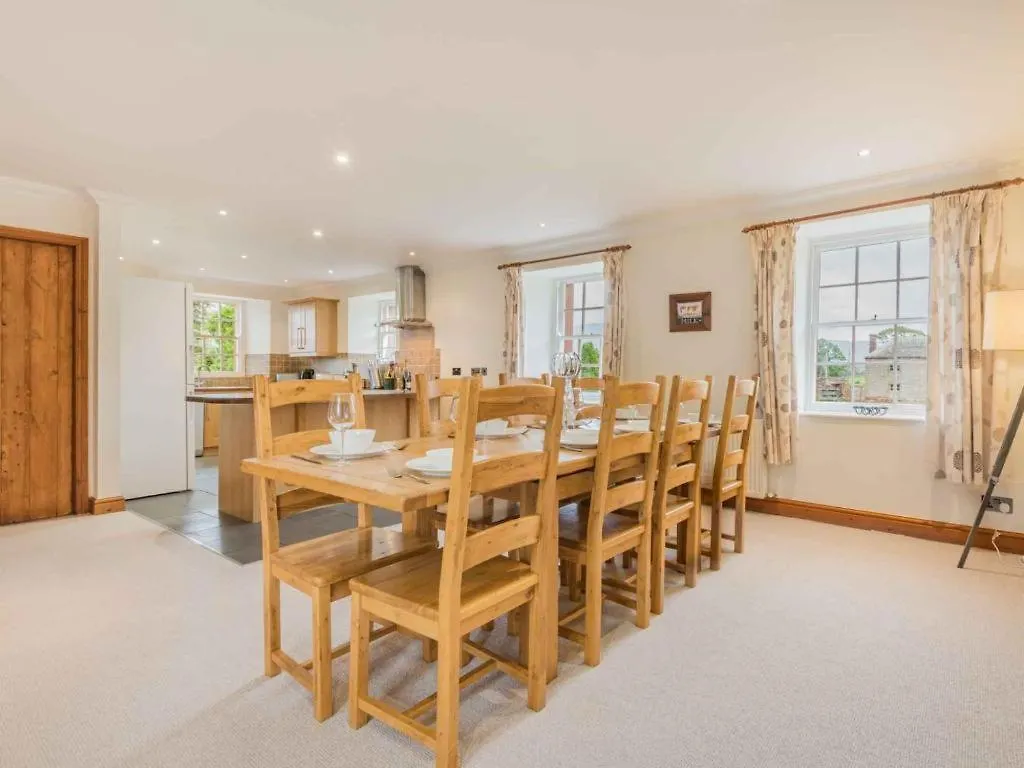 4 Bed In Sz383 Skirwith