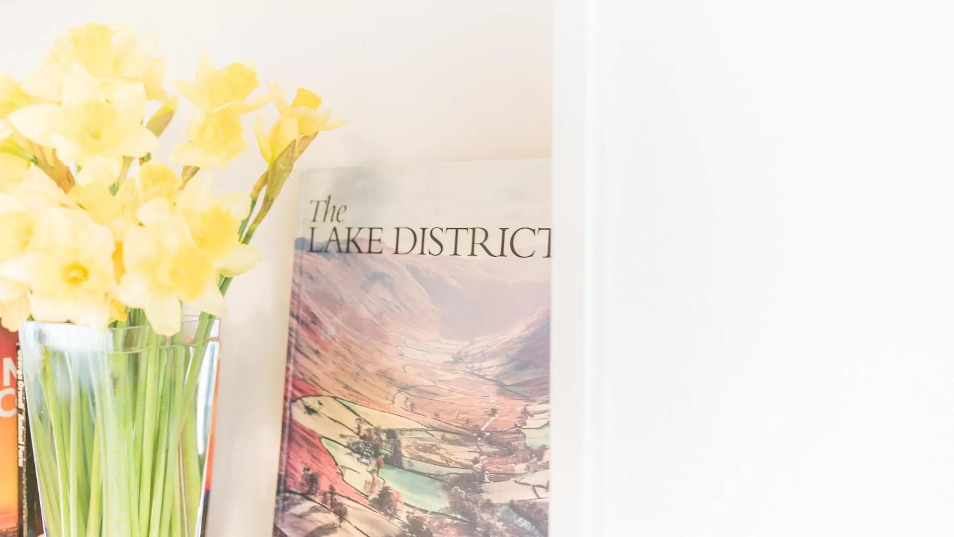 Two Minute Walk From The World Of Beatrix Potter, With Parking Апартаменты