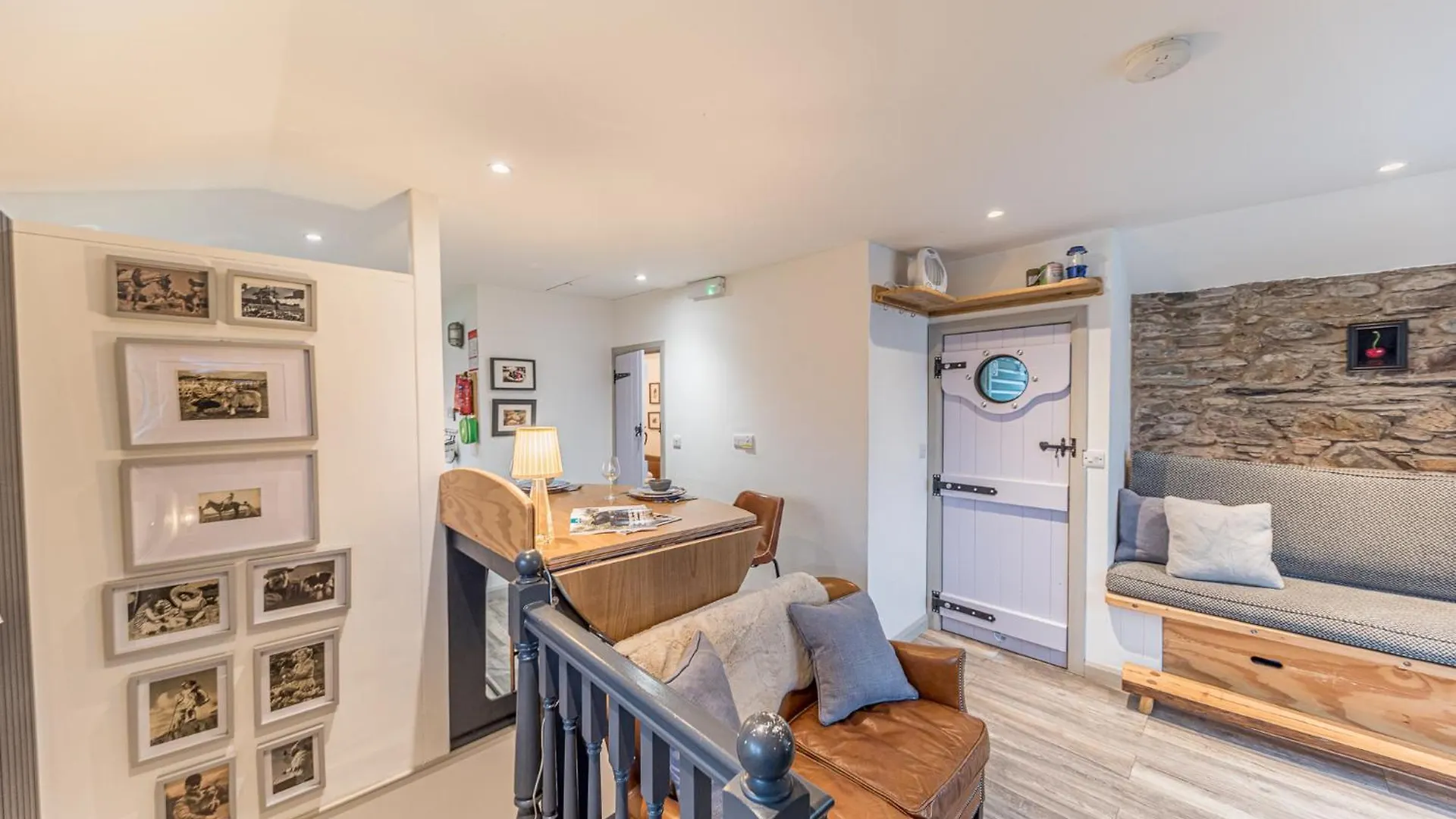Romantic Getaway, Little Two Bed, Two Bath Barn Conversion With Amazing Views And Parking Country house Ambleside