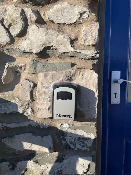 Number Three, Yard 12 Kendal