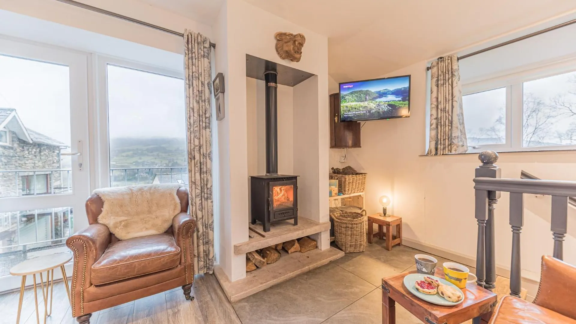 Romantic Getaway, Little Two Bed, Two Bath Barn Conversion With Amazing Views And Parking Country house *
