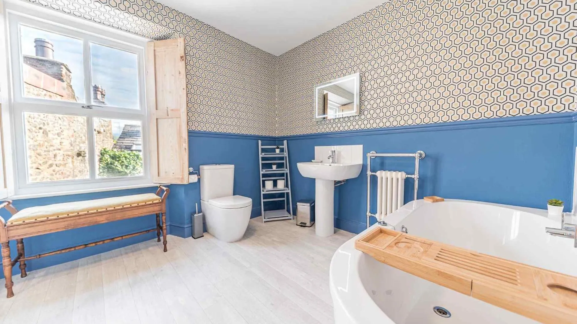 Tastefully Decorated, Family Friendly Property, Kirkby Lonsdale, Parking And Ev Charger Holiday home