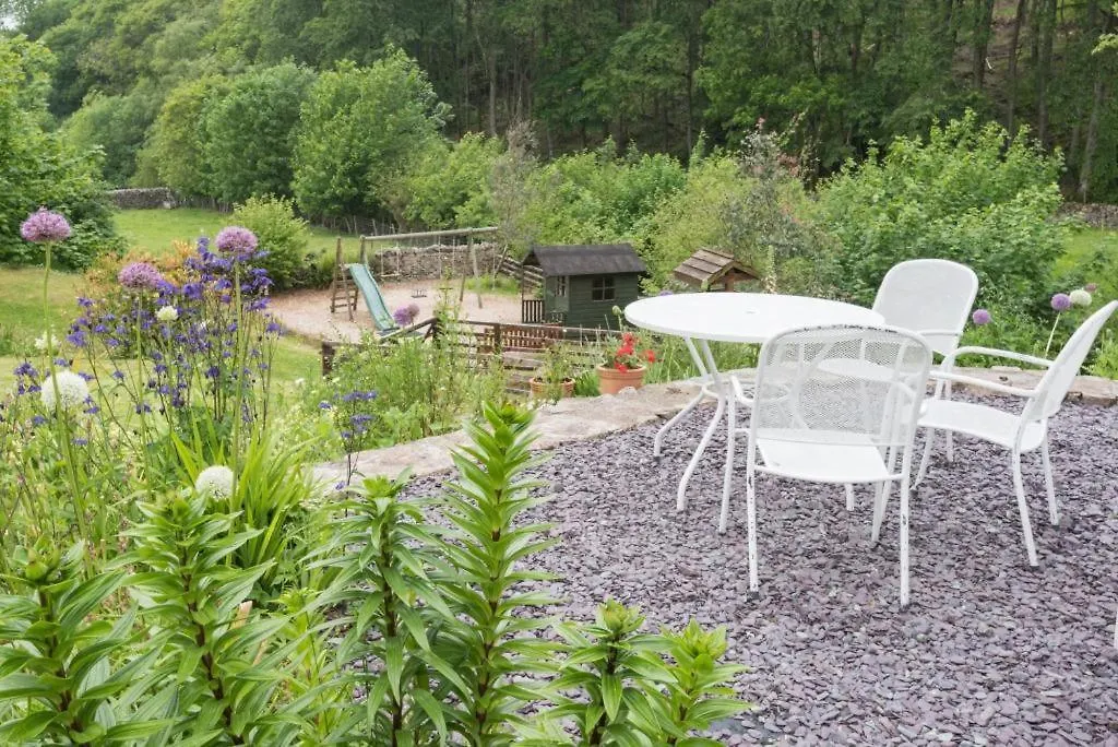 2 Bed In Eskdale Sz346 Holiday home *