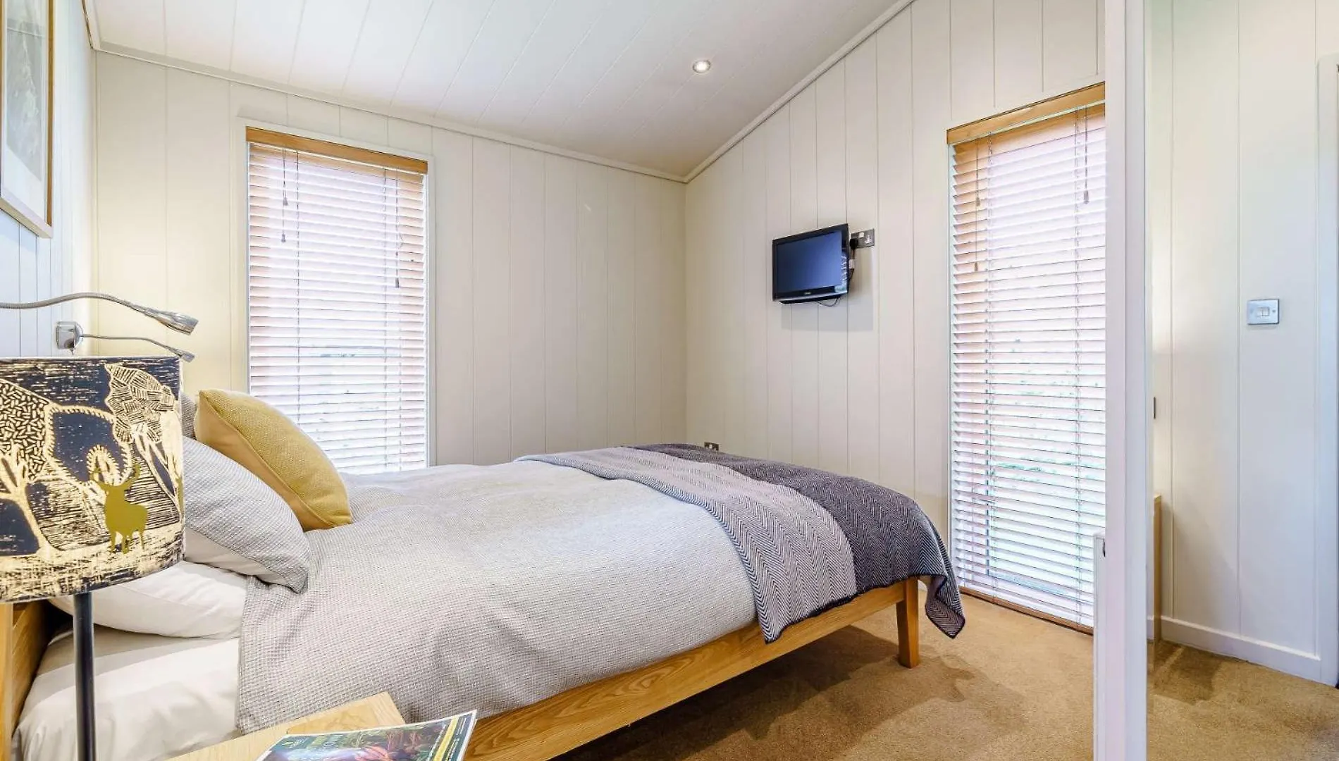 2 Bed In 80562