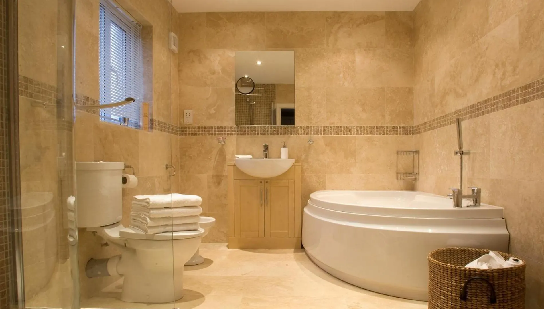 Holiday home 2 Bed In Lcc47