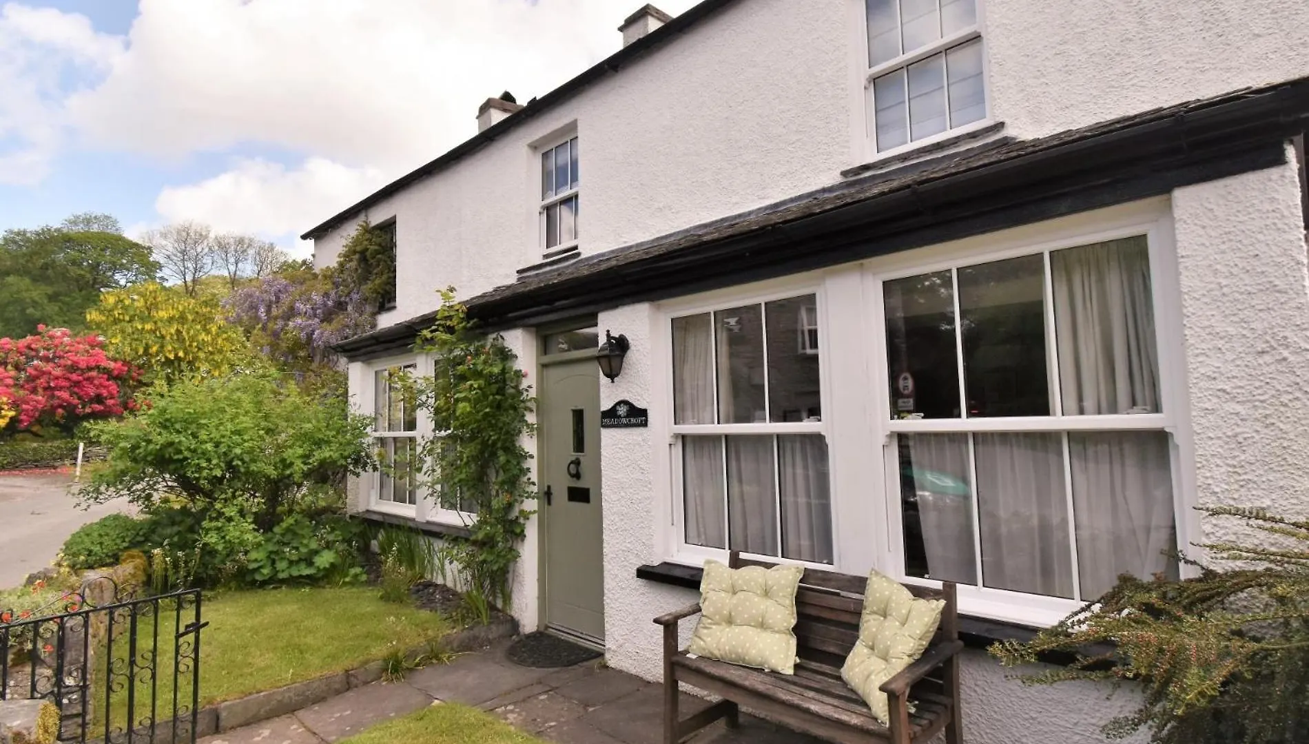 4 Bed In Sawrey Lcc33 *