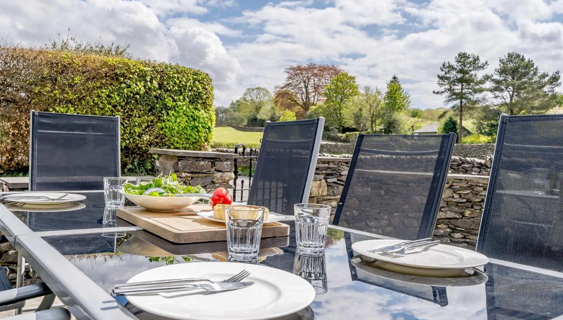 4 Bed In Sawrey Lcc33 Holiday home *