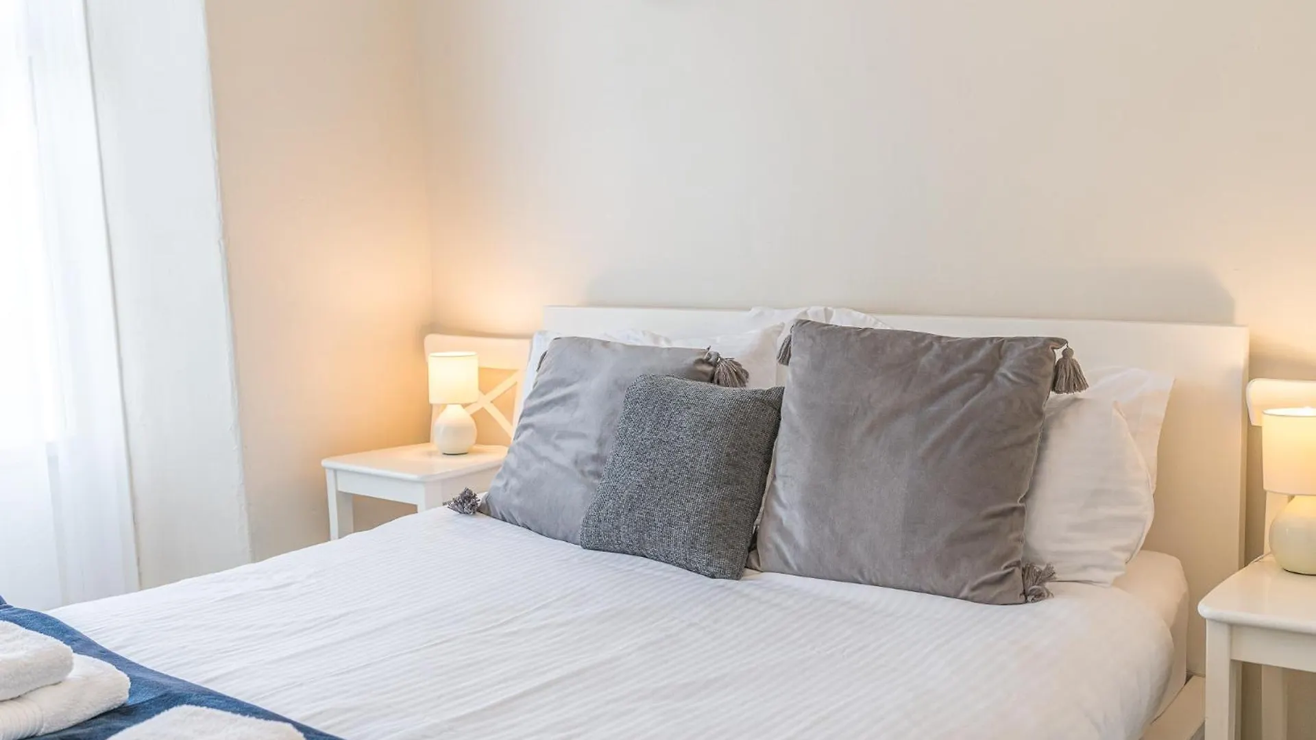 Apartment Enjoy Relaxing Family Breaks In With Parking *