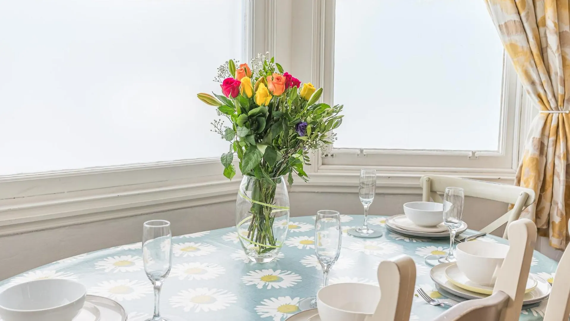Enjoy Relaxing Family Breaks In With Parking Apartment *