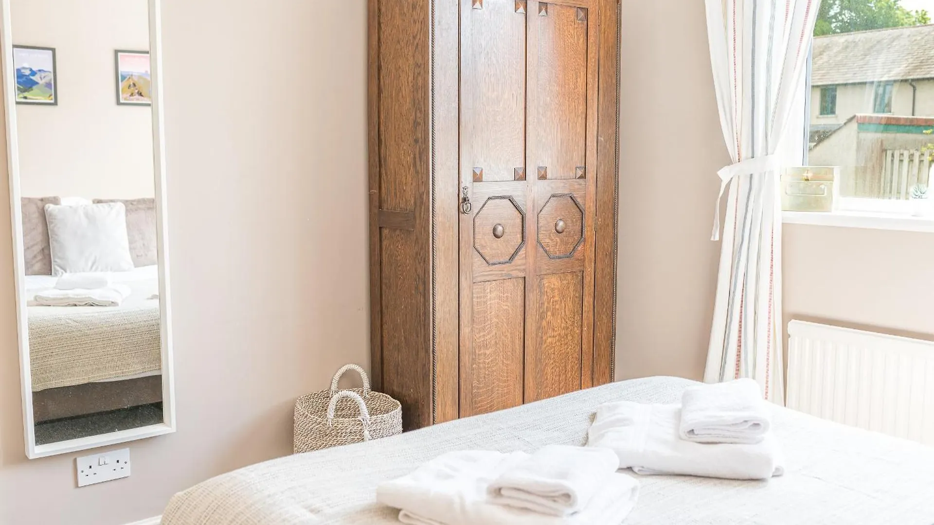 Apartment Couples Getaway In Windermere, Ground Floor Flat With Parking Windermere