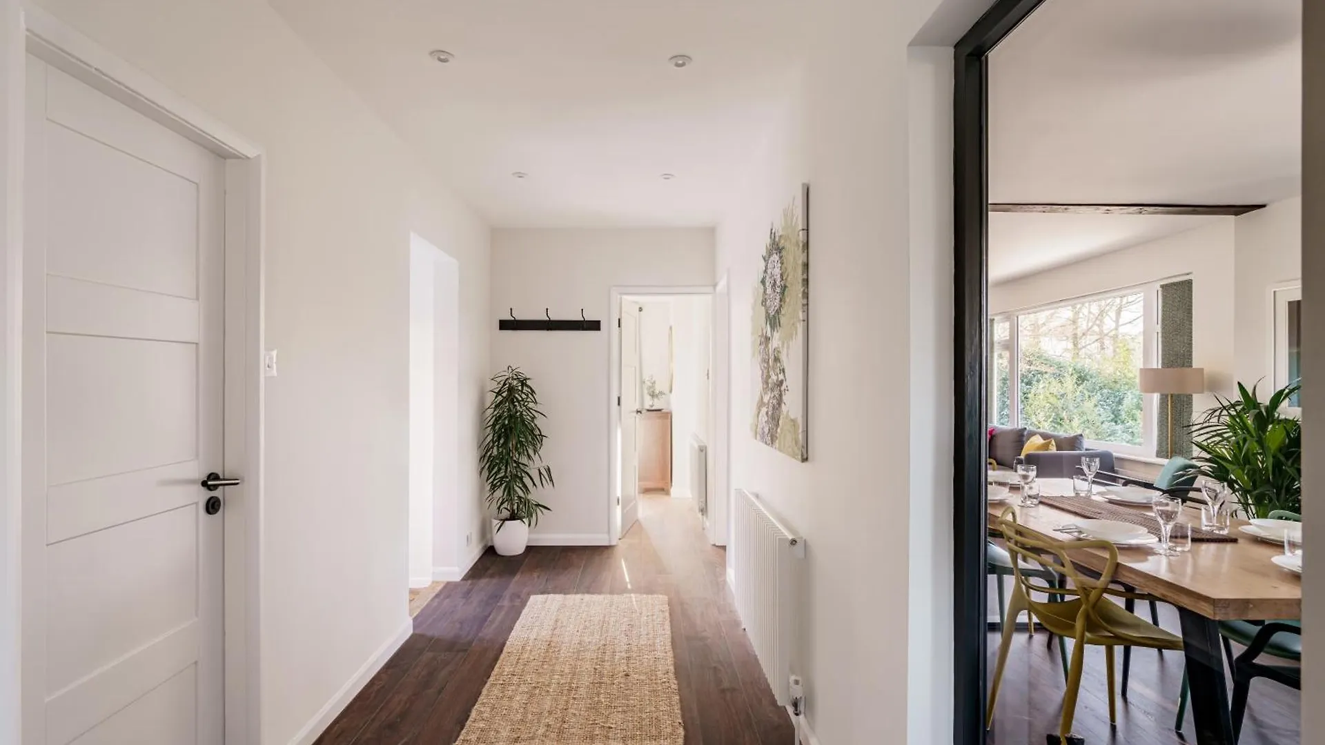 Yewbeck: Brand New, Garden Views Villa Windermere