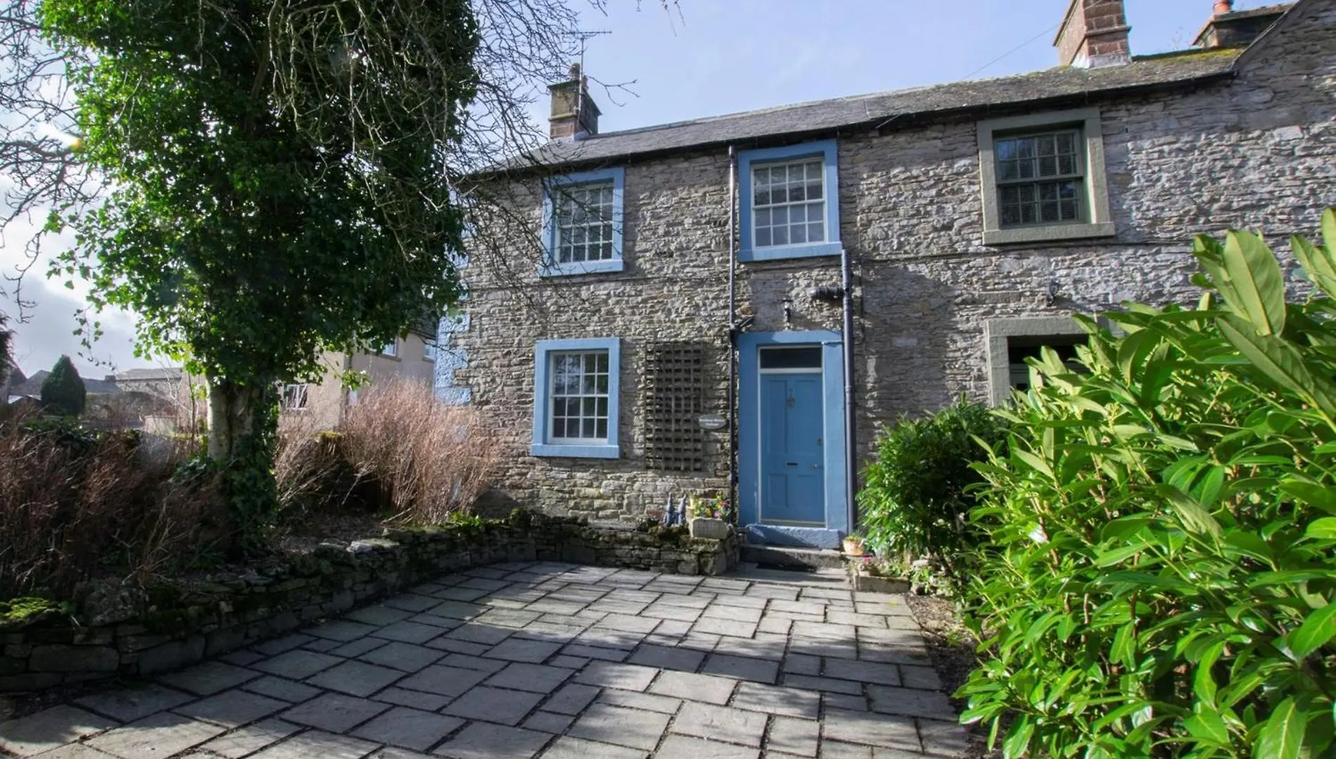 3 Bed In 74159
