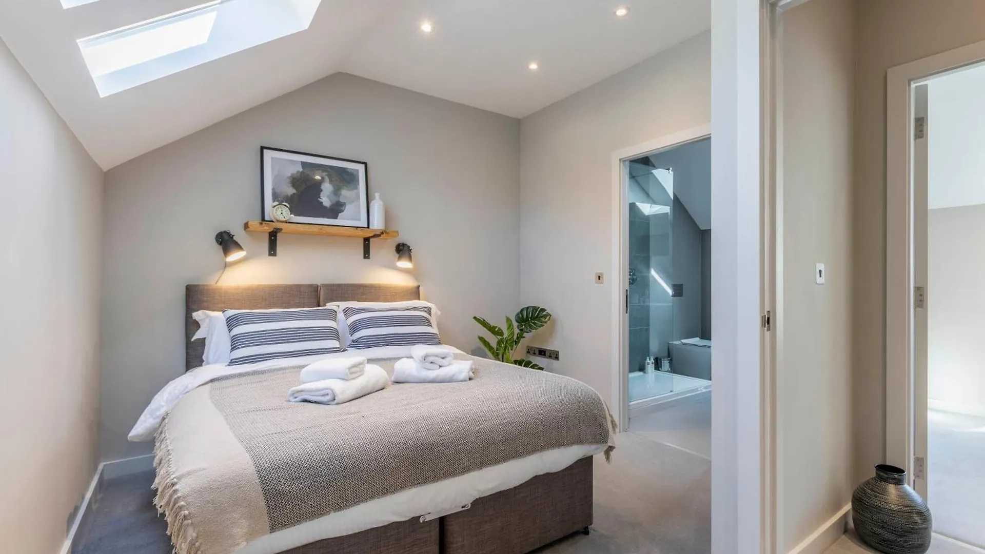 In Lake District Apartment