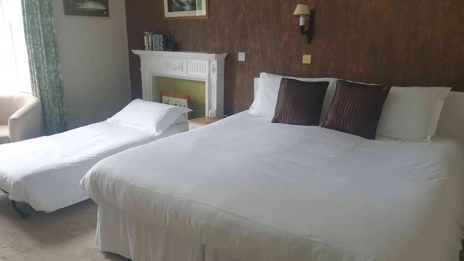 Rydal Lodge *