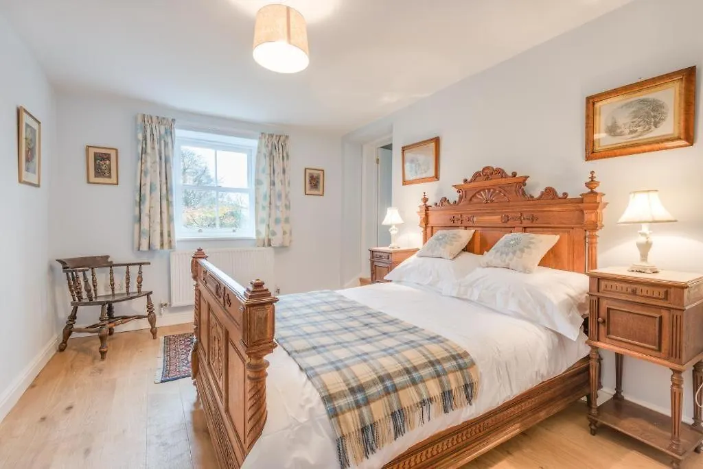 2 Bed In Boltongate Sz396