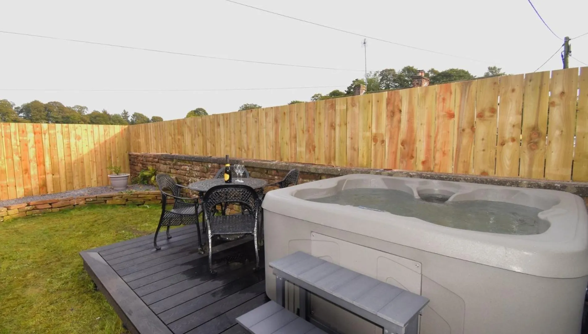 2 Bed In Ullswater 87349 Holiday home Penrith